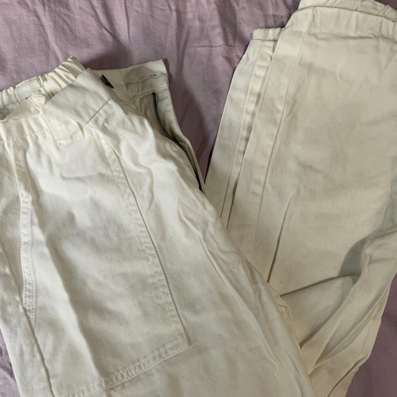 White Cargo pants. - Picture 2 of 2